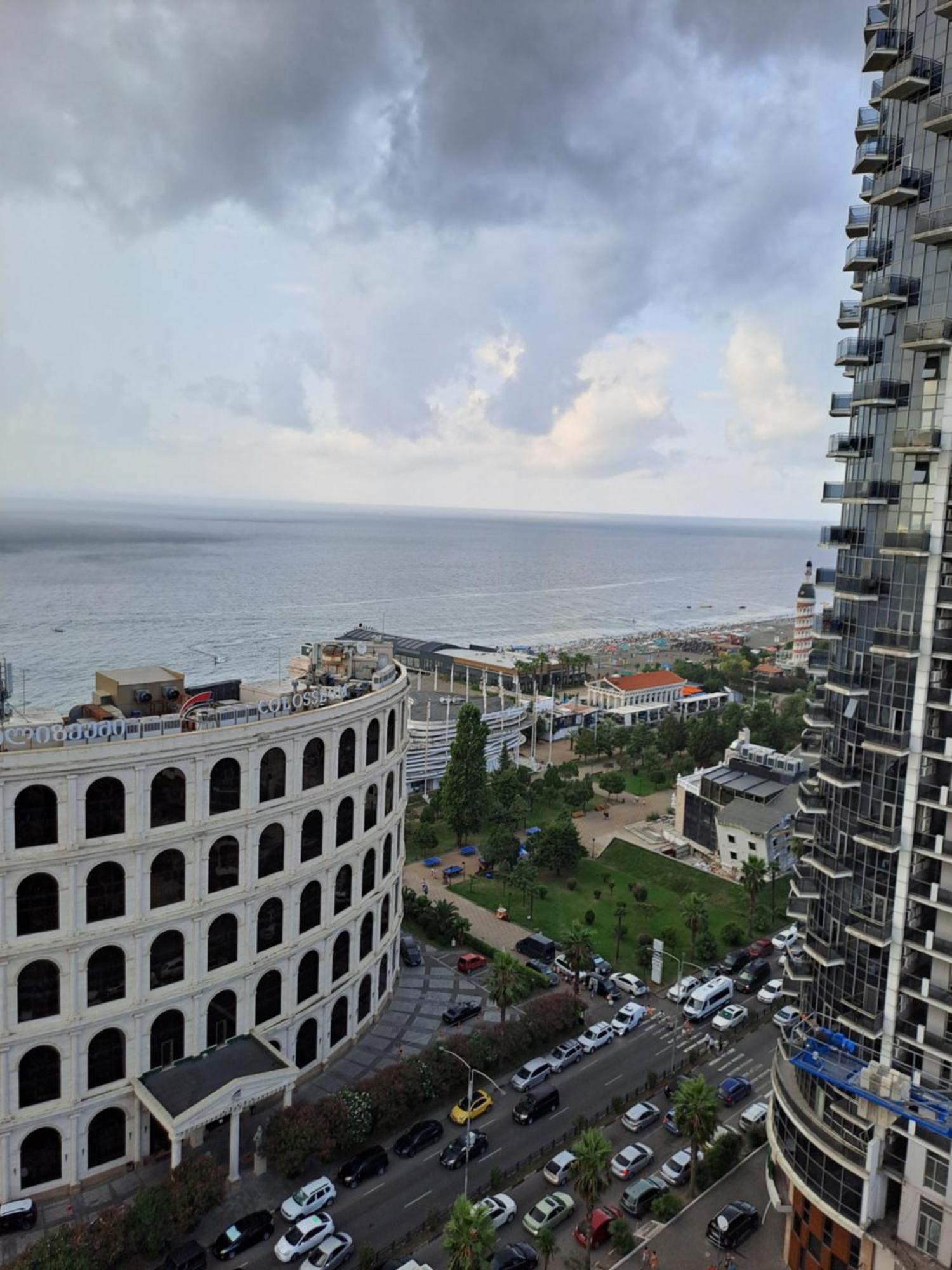 Batumi Orbi Sea View Apartment Luaran gambar